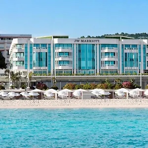 https://palais-stephanie.fr-provencehotel.com