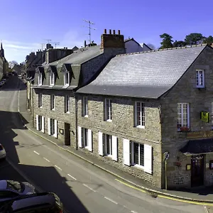Logis Du Commerce Hotel